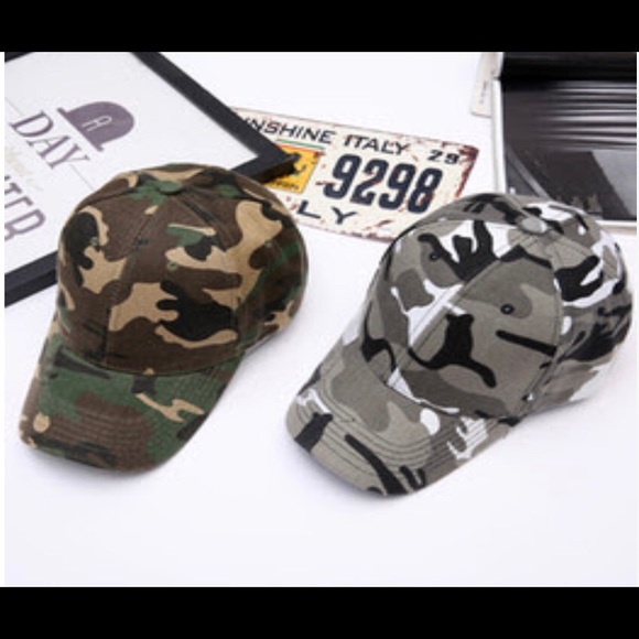 Other - 🧢 Camo Hat 🧢